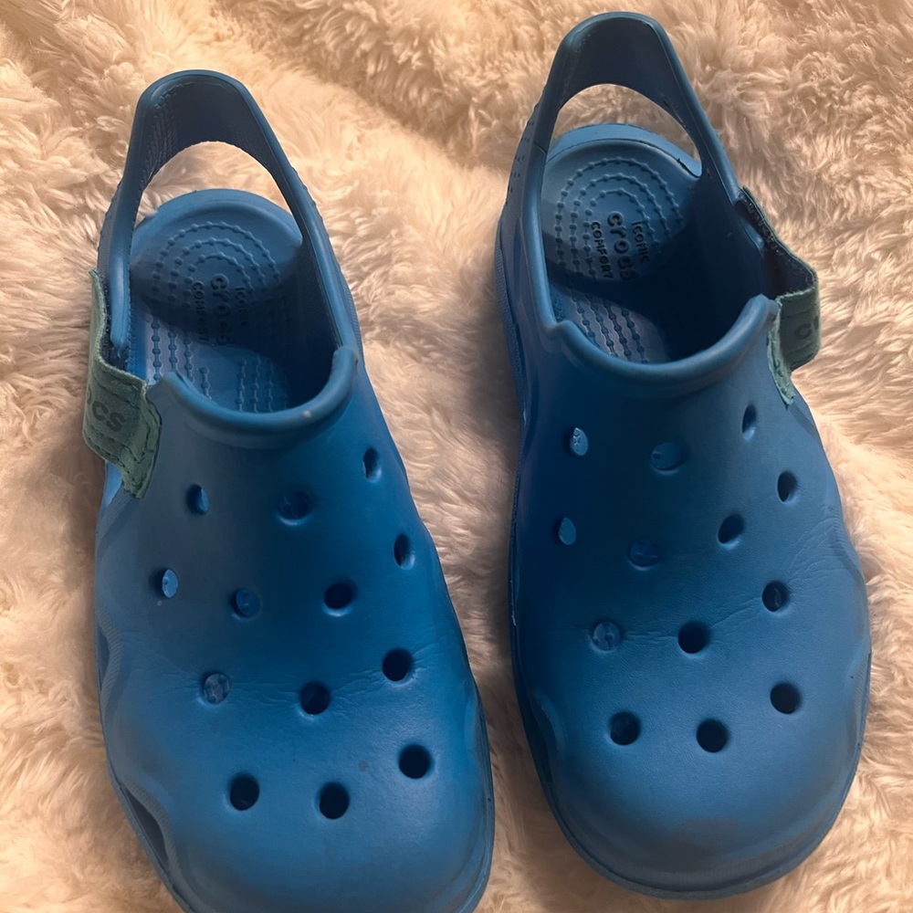 Crocs - Picture 3 of 5